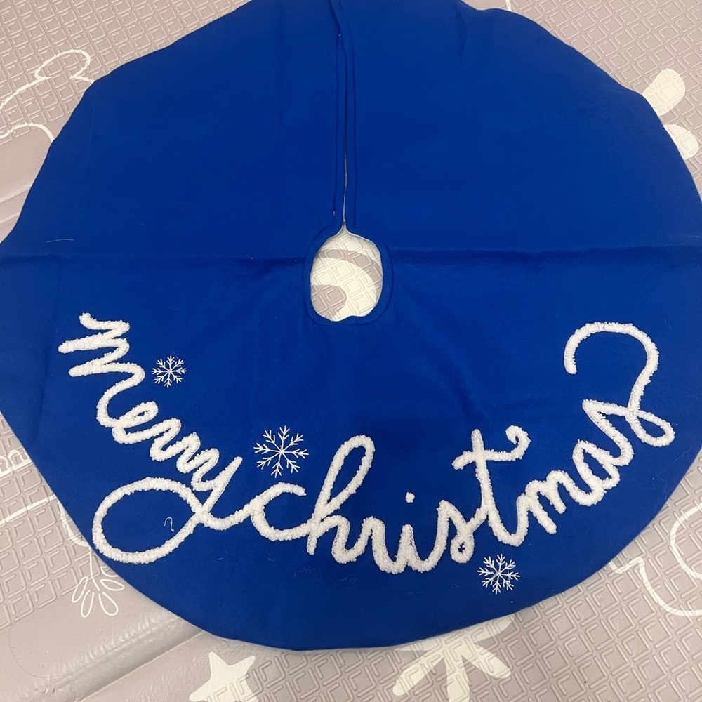 Blue Merry Christmas Tree Skirt
